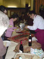 buffet2.jpg (82245 bytes)